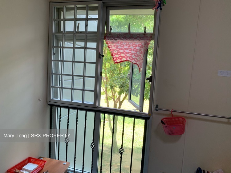 Blk 383 Bukit Batok West Avenue 5 (Bukit Batok), HDB 4 Rooms #197813132